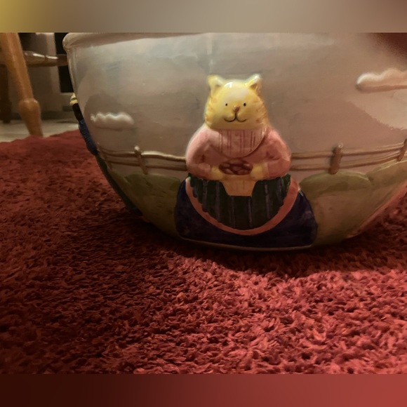 Large bowl. - Picture 4 of 5